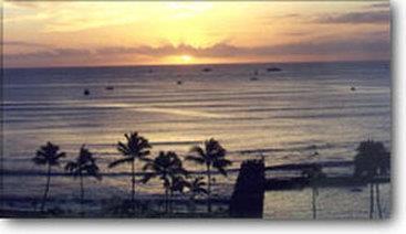 Castle At Waikiki Grand 2*